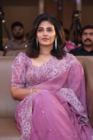 Anjali Shines with Effortless Charm